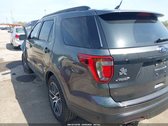 1FM5K8GT6JGC83300 Ford EXPLORER SPORT