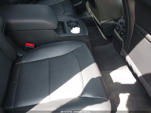 1FM5K8GT6JGC83300 Ford EXPLORER SPORT