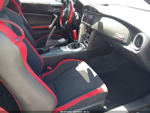 2019 TOYOTA 86 JF1ZNAE14K9702455 Photo 4