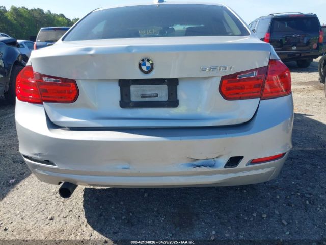WBA3B1G5XENS80886 BMW 320i