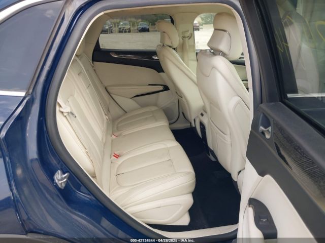 5LMTJ4DHXJUL12752 Lincoln Mkc Black Label