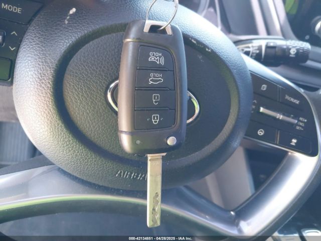 KMHL24JA3PA300248 Hyundai SONATA SE