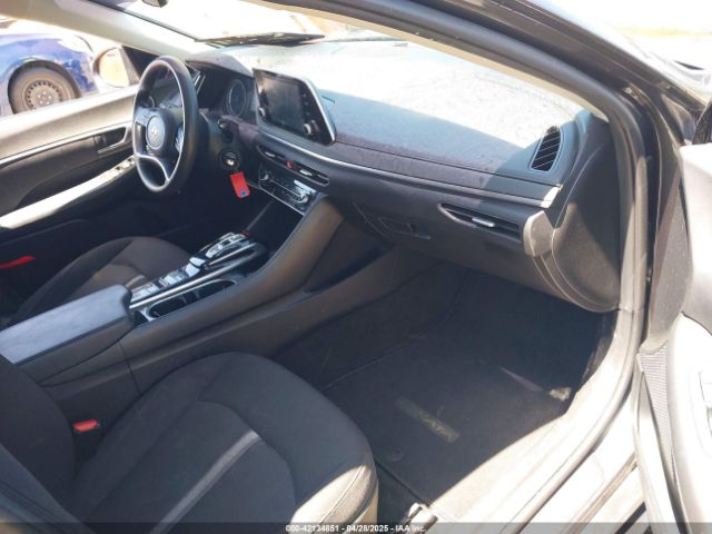 KMHL24JA3PA300248 Hyundai SONATA SE