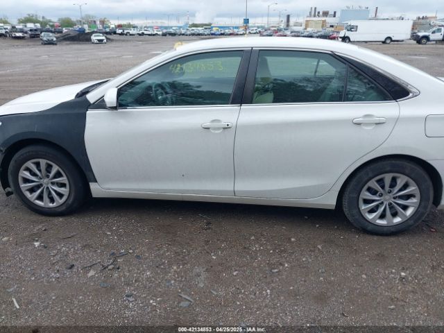4T4BF1FK1GR546137 Toyota CAMRY LE