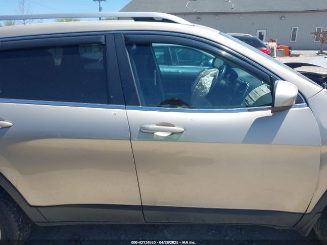 1C4PJMCS9FW515567 Jeep Cherokee Latitude