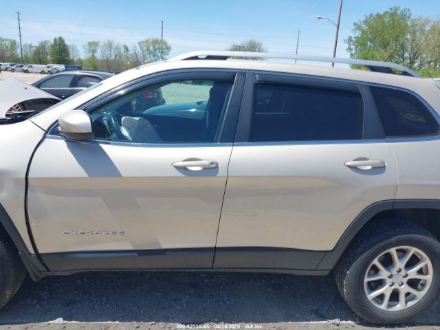 1C4PJMCS9FW515567 Jeep Cherokee Latitude