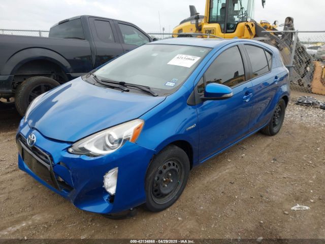 JTDKDTB33F1114292 Toyota Prius C Two