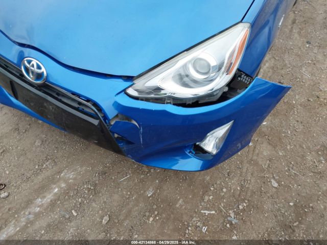 JTDKDTB33F1114292 Toyota Prius C Two