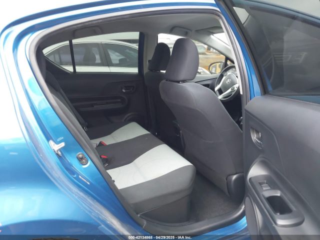 JTDKDTB33F1114292 Toyota Prius C Two