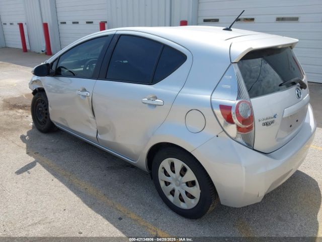 2012 TOYOTA PRIUS C JTDKDTB34C1020949 Photo 2