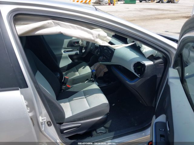2012 TOYOTA PRIUS C JTDKDTB34C1020949 Photo 4