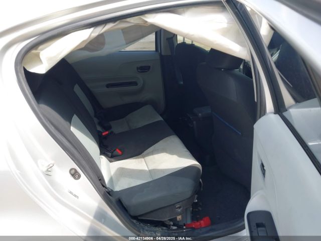 2012 TOYOTA PRIUS C JTDKDTB34C1020949 Photo 7