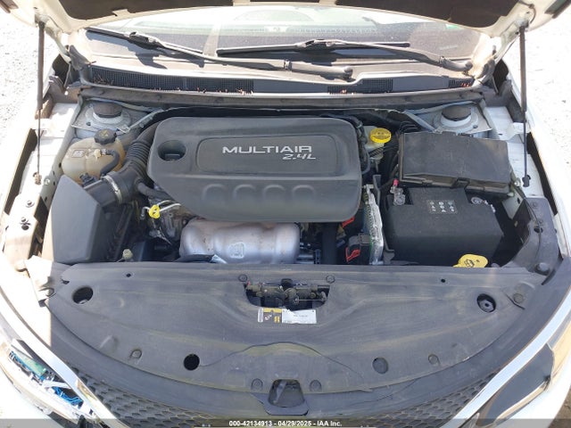 Chrysler 200 Limited 2015 1C3CCCAB2FN662376 Image 10