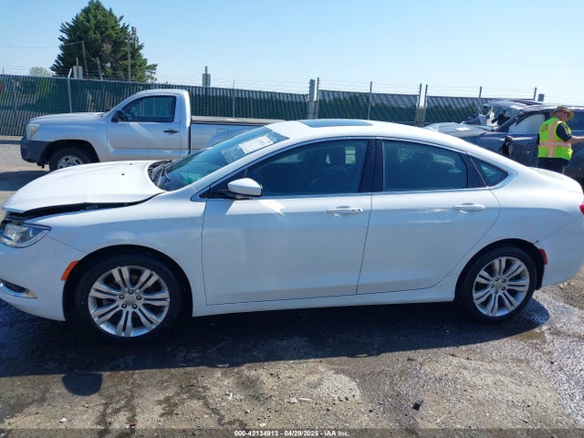 Chrysler 200 Limited 2015 1C3CCCAB2FN662376 Image 14