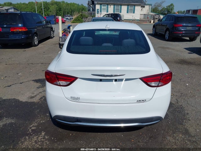 Chrysler 200 Limited 2015 1C3CCCAB2FN662376 Image 16