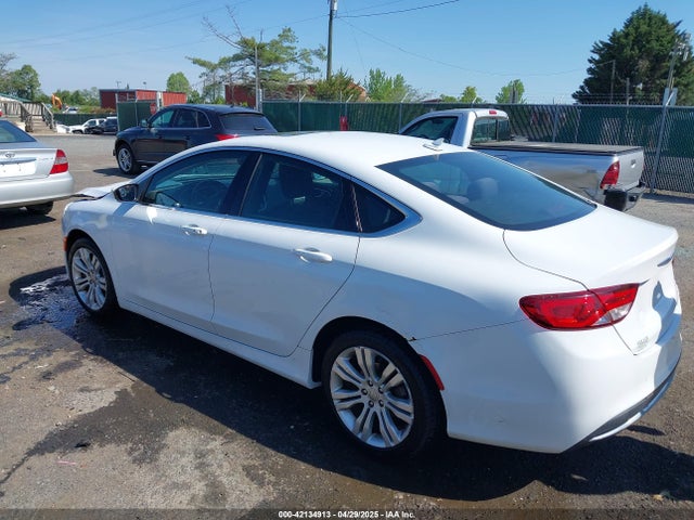 Chrysler 200 Limited 2015 1C3CCCAB2FN662376 Image 3