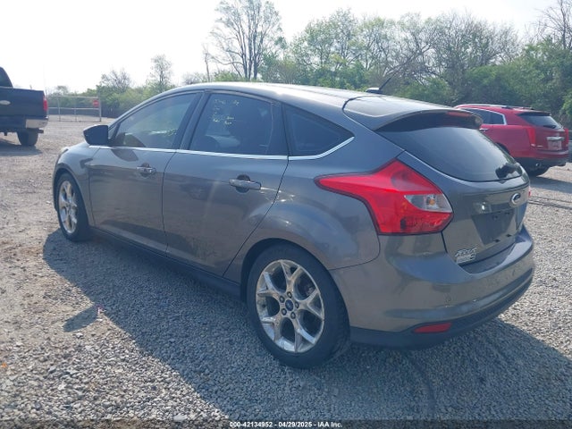 1FADP3N23EL143061 Ford Focus Titanium