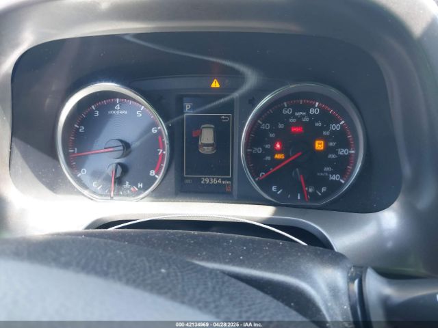 2T3JFREV4JW841117 Toyota RAV4 SE