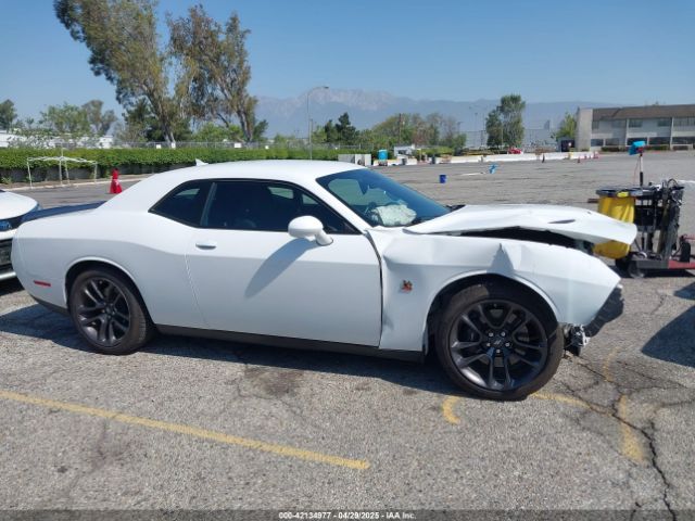 2C3CDZFJ5MH530752 Dodge Challenger R/t Scat Pack