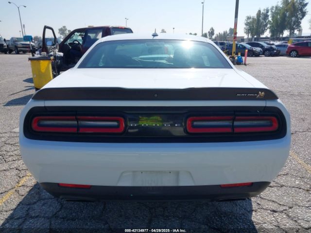 2C3CDZFJ5MH530752 Dodge Challenger R/t Scat Pack