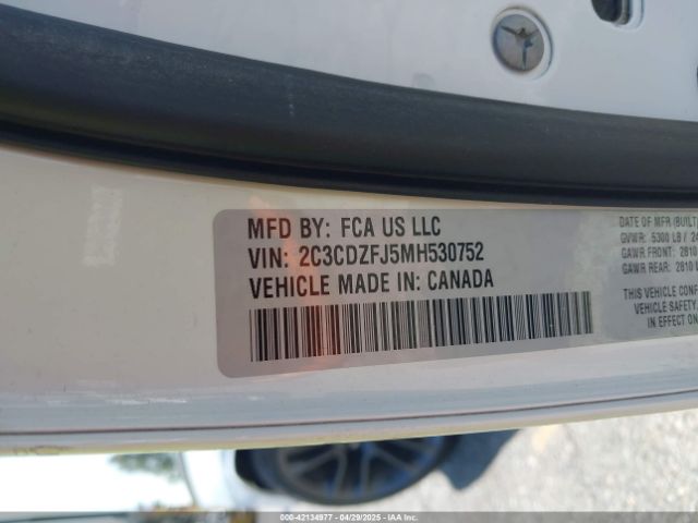 2C3CDZFJ5MH530752 Dodge Challenger R/t Scat Pack
