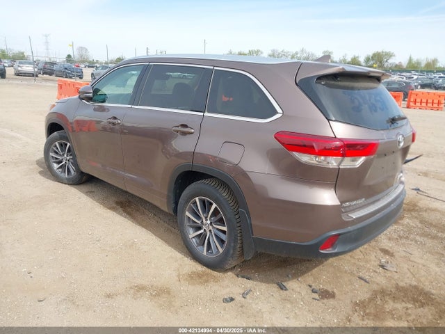 5TDJZRFH4HS483304 Toyota Highlander Xle