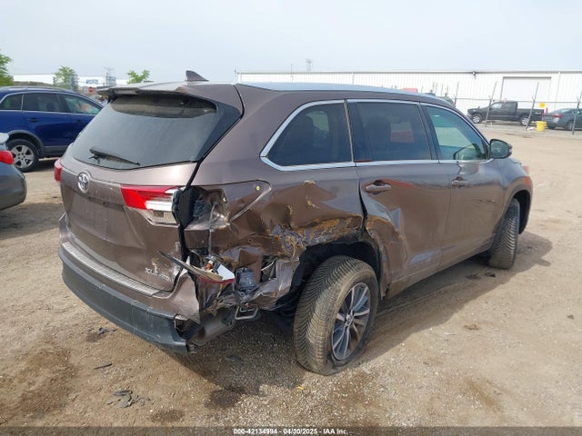 5TDJZRFH4HS483304 Toyota Highlander Xle