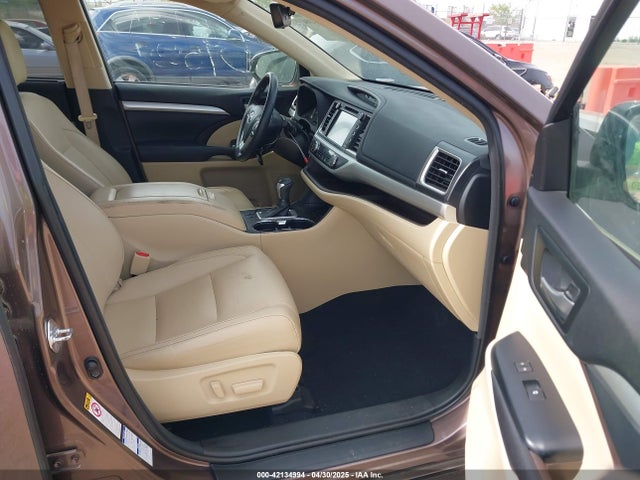 5TDJZRFH4HS483304 Toyota Highlander Xle
