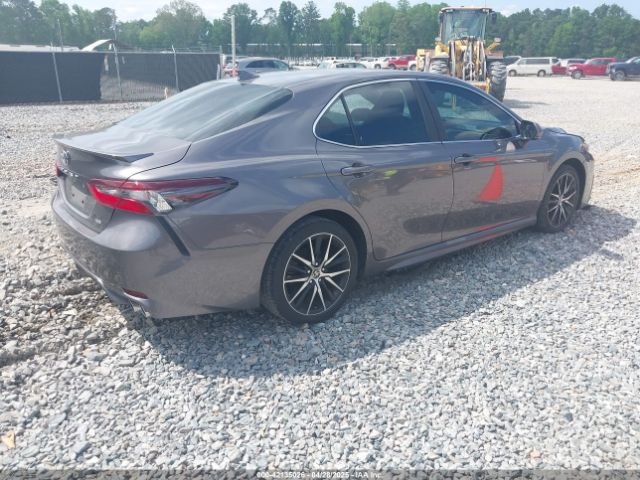 4T1T11AK5NU701354 Toyota CAMRY SE