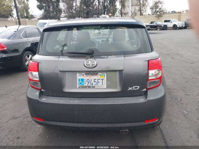 JTKKUPB47E1039653 Scion XD