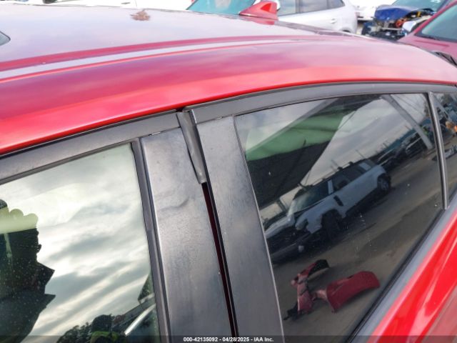 JTDKARFU4G3517511 Toyota Prius Three