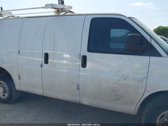 1GCWGAFP0L1161172 Chevrolet Express Cargo Rwd 2500 Regular Wheelbase Wt