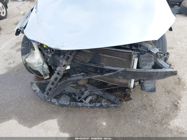 5NPD84LFXHH073599 Hyundai ELANTRA SE