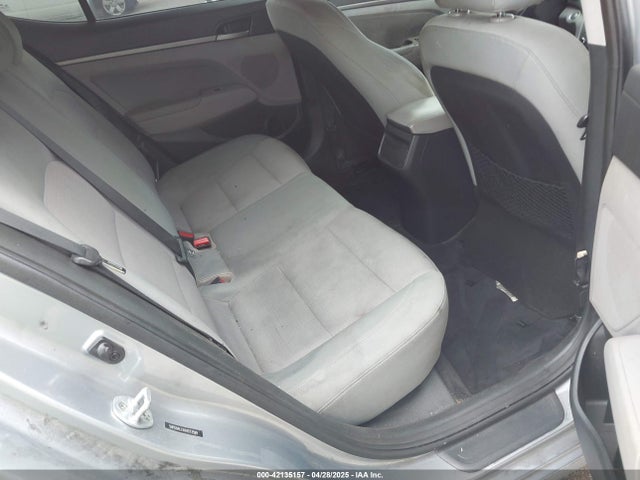 5NPD84LFXHH073599 Hyundai ELANTRA SE