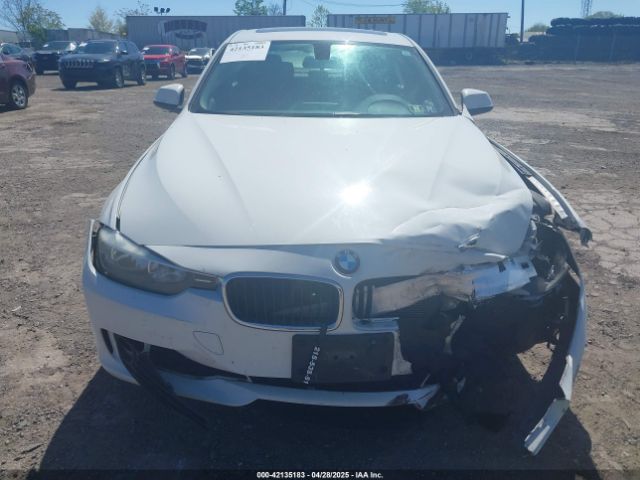 WBA3C3G51FNT51032 BMW 320i Xdrive