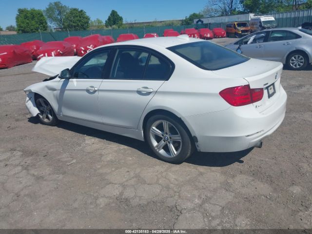 WBA3C3G51FNT51032 BMW 320i Xdrive
