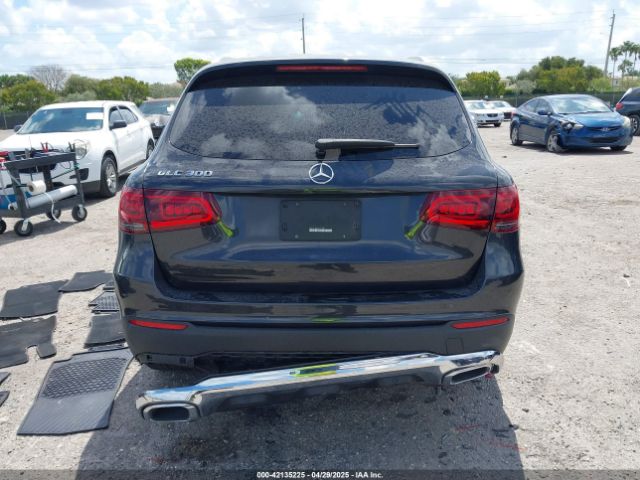 WDC0G8DB5LF715700 Mercedes-Benz GLC 300