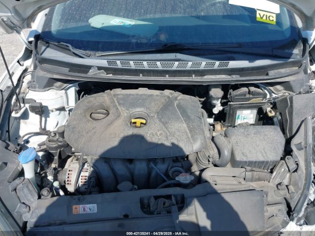 5NPDH4AE6FH599820 Hyundai ELANTRA SE