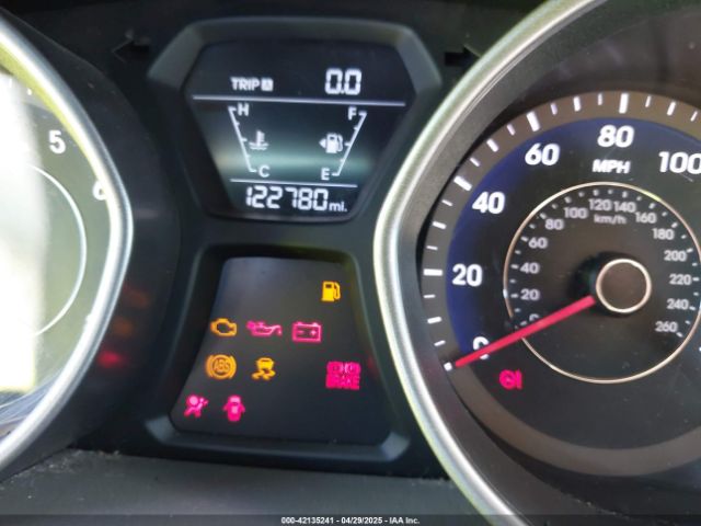 5NPDH4AE6FH599820 Hyundai ELANTRA SE