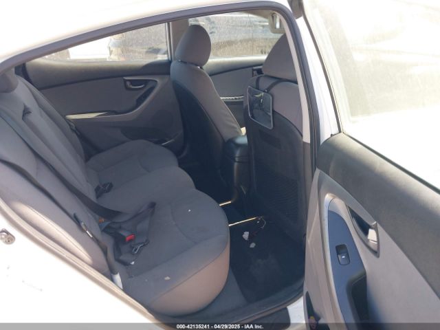 5NPDH4AE6FH599820 Hyundai ELANTRA SE