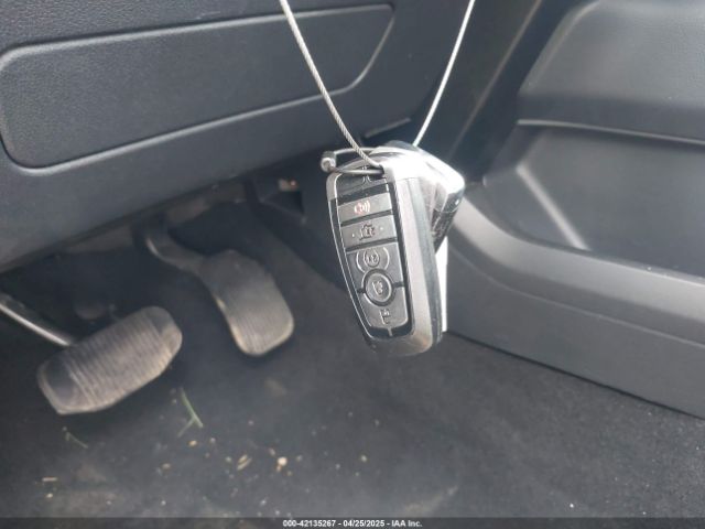 1FMJU1J86REA25838 Ford Expedition Xlt