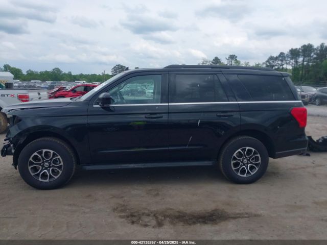 1FMJU1J86REA25838 Ford Expedition Xlt