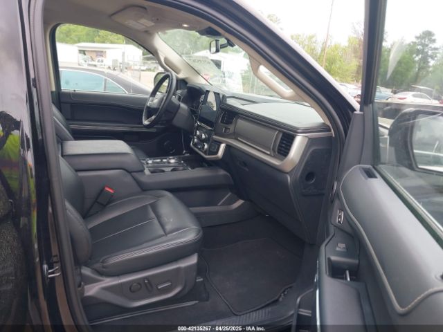 1FMJU1J86REA25838 Ford Expedition Xlt