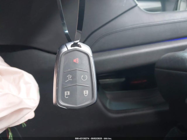 2017 CADILLAC XT5 1GYKNBRS9HZ184172 Photo 10
