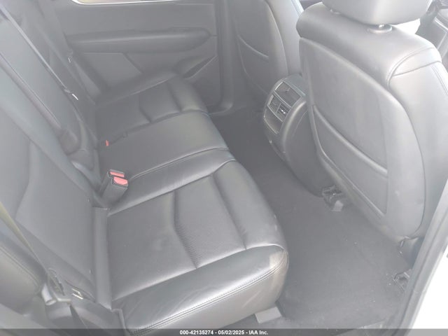 2017 CADILLAC XT5 1GYKNBRS9HZ184172 Photo 7
