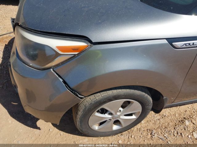 KNDJN2A27G7389593 KIA Soul