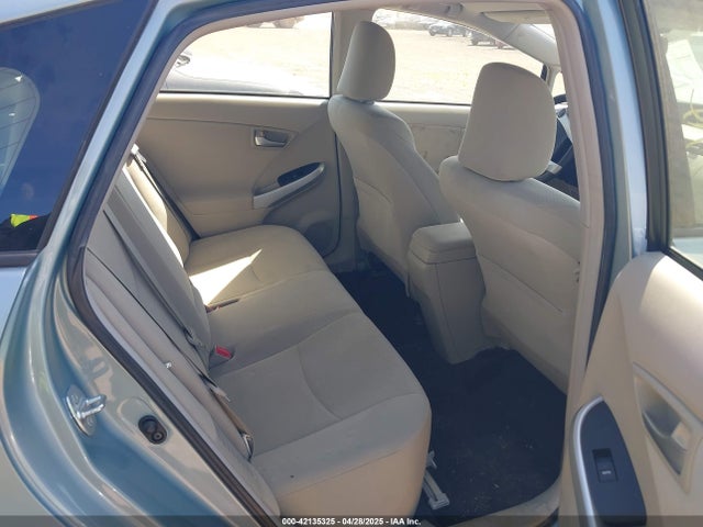 Toyota Prius Two 2014 JTDKN3DU9E1782924 Image 8