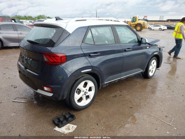 2022 HYUNDAI VENUE KMHRC8A39NU154191 Photo 3
