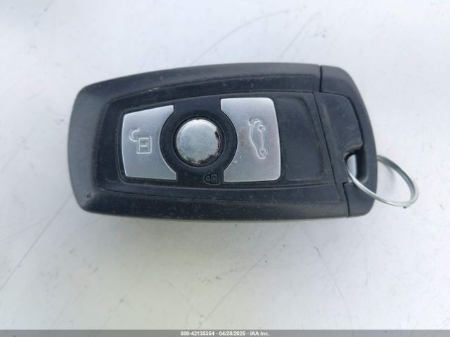 WBA3C1C57FK117893 BMW 328I