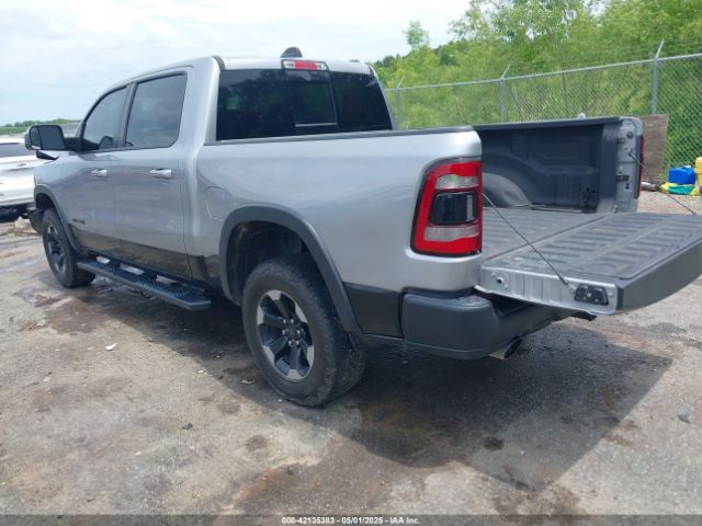 2020 RAM 1500 1C6SRFLT8LN229872 Photo 2